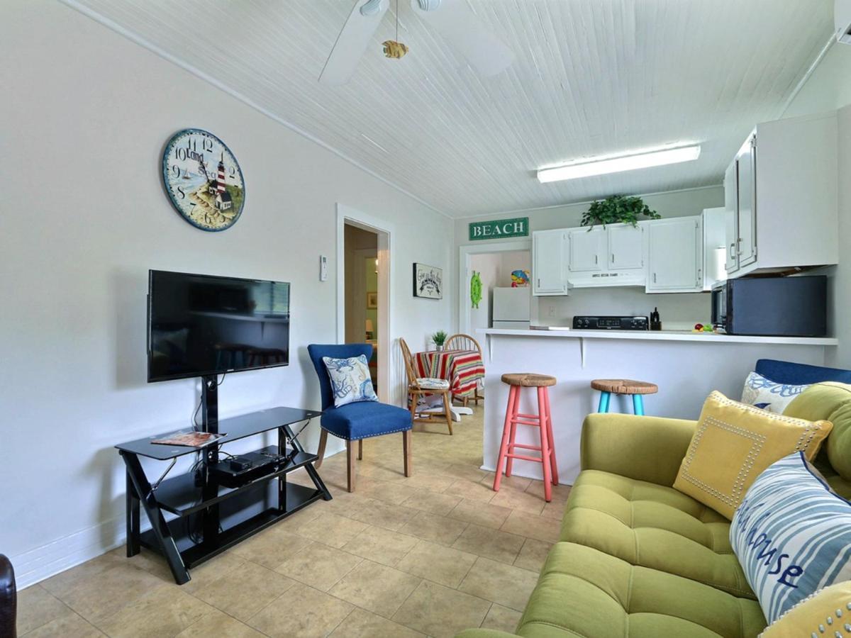 Movie House Lot A Apartment Tybee Island Exterior photo